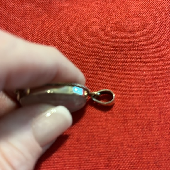 MOONSTONE NEW Sterling silver and moonstone pendant - Picture 3 of 8